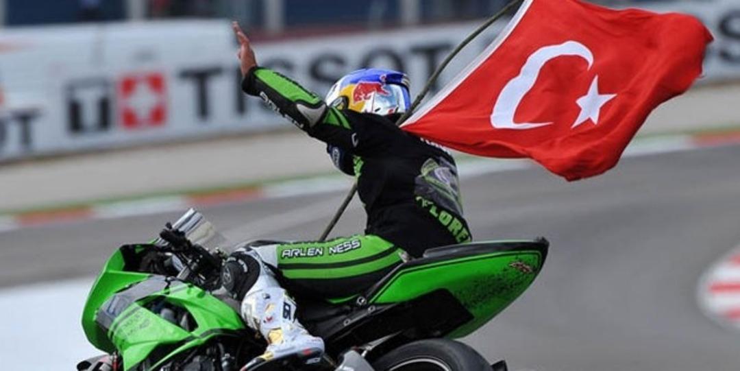 Afrin şehitleri &uuml;nl&uuml; isimleri de yasa boğdu