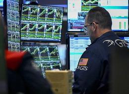 Küresel piyasalar haftaya negatif seyirle başladı! Altın talebi arttı, ons yükselişte