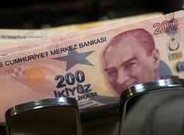 Emekliler dikkat! SGK duyurdu... Ödemeler öne çekildi, işte hesaplara yatacağı tarih