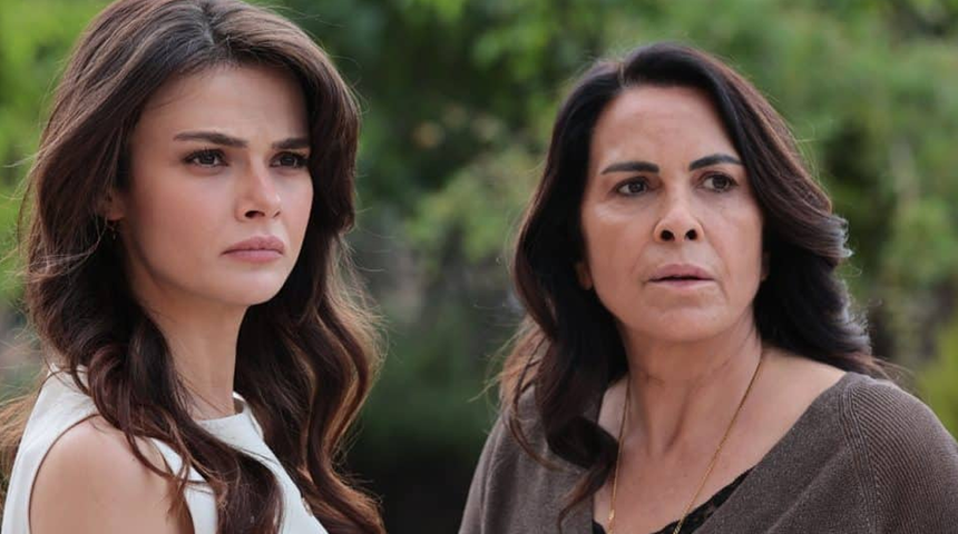 Apar topar diziden çıkmıştı! Nursel Köse Uzak Şehir'in kutlamasına gitmedi... İşte sebebi