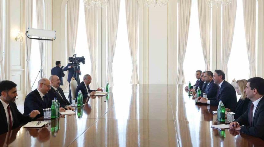 Bakan Bayraktar, Azerbaycan'da Aliyev tarafından kabul edildi