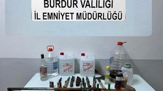 Burdur'da silah ve kaçak içki operasyonu: 1 gözaltı