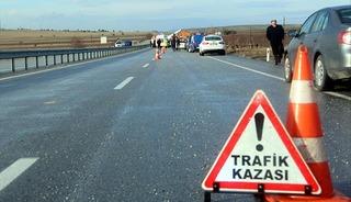 &Ccedil;orum&rsquo;da iki ara&ccedil; &ccedil;arpıştı: 1 kişi hayatını kaybetti
