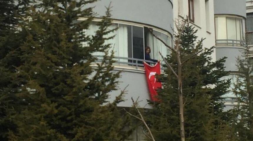 Kılıçdaroğlu: Evlere, iş yerlerine Türk Bayrağı asalım