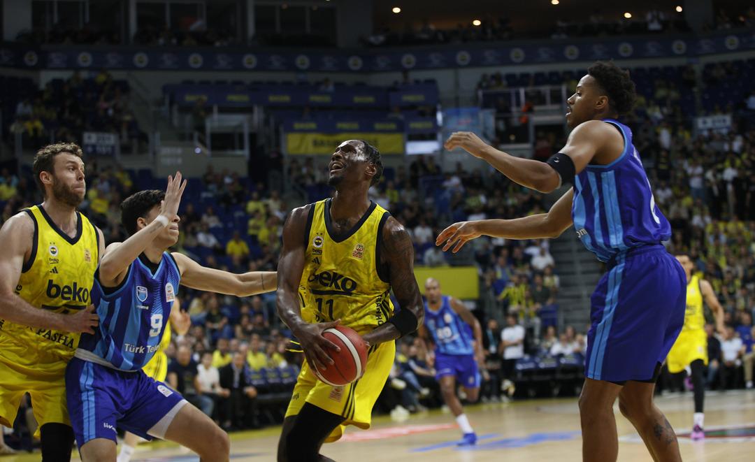 FENERBAHCE-BEKO-BASKETBOL-SUPER-LIGIND_747131_220548 (1)