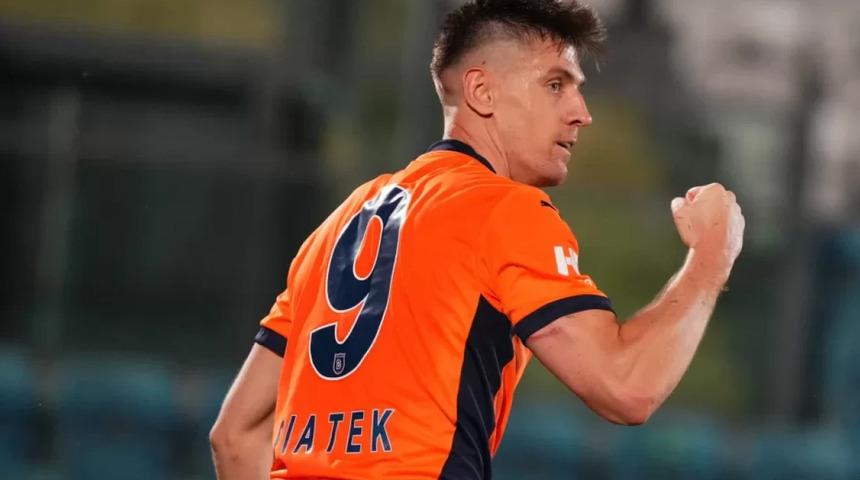 RAMS Başakşehir, Krzysztof Piatek'i Katar'a gönderdi! Süper Lig'de tozu dumana katmıştı...