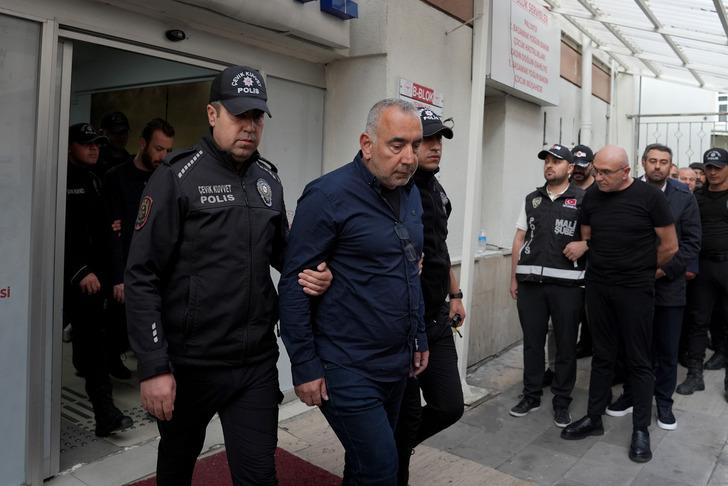 Aralarında CHP'li belediye başkanları var! Adliyeye sevk edildiler G5