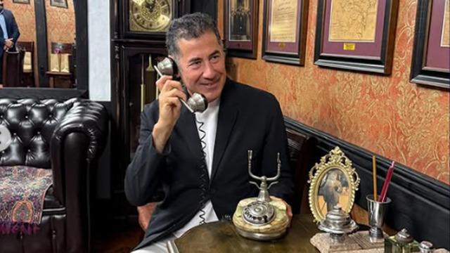 Sinan Oğan uzun süre sonra Azerbaycan'da bir restoranda ortaya çıktı! 'Tanınmış siyasetçi, siyaset bilim doktoru...'