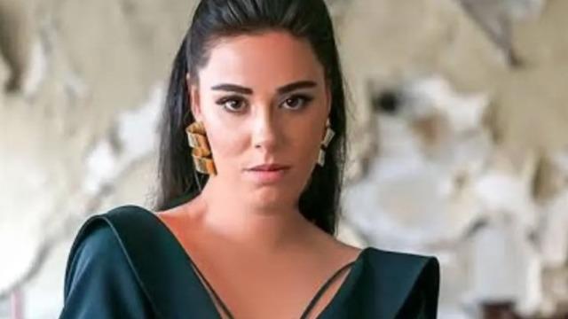 Tuğçe Tayfur üçüncü kez anne oldu! Kızına bakın hangi ismi verdi  