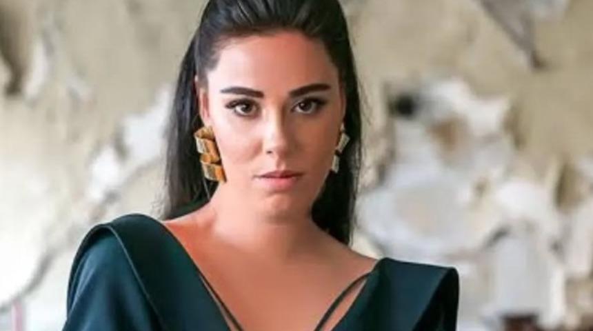 Tuğçe Tayfur üçüncü kez anne oldu! Kızına bakın hangi ismi verdi  