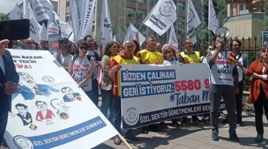 Özel okullarda çalışan öğretmenlerden taban maaş protestosu! Eşit ücret için direniyorlar...