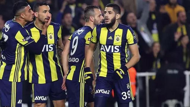 Fenerbahçe için açtı ağzını yumdu gözünü! Eski yıldızdan ağza alınmayacak sözler... Oyunculara hayvan gibi davranıyorlar, felsefeleri yok