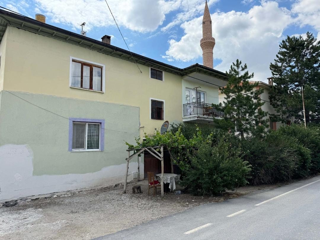 BABASI-KAYIP-ANNESI-OLDU-YAZILI-NOTLA_748866_221008