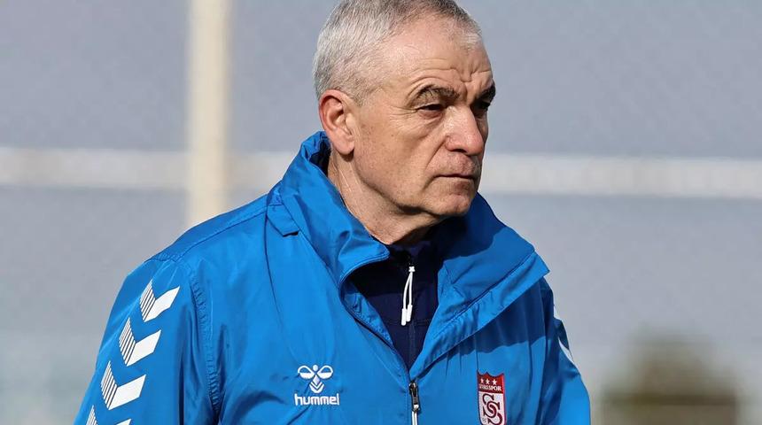 Sivasspor ile yollarının ayrıldığı duyurulmuştu! Rıza Çalımbay'dan duygulandıran veda paylaşımı: "Her zaman kalbimde özel bir yere sahip olan..."