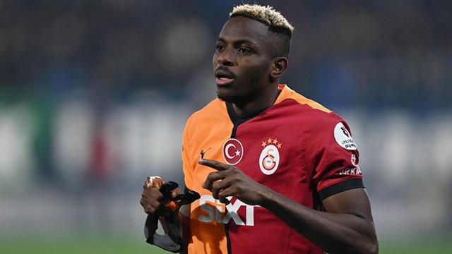 Okan Buruk'tan umutlandıran Osimhen açıklaması! "Gitme niyeti olsa..."