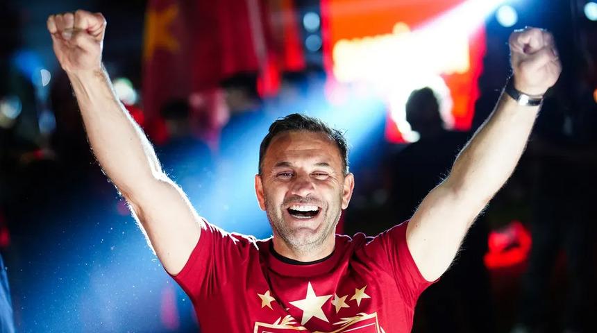 Okan Buruk, Galatasaray'dan sonra çalıştırmak istediği takımı açıkladı! "Orayı yeniden yaşamak isterim"