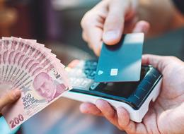 Restoranlarda bahşişte yeni düzenleme! Bir meslek grubunu sevindiren gelişme 'Çoğunu yurt dışına kaptırıyoruz'