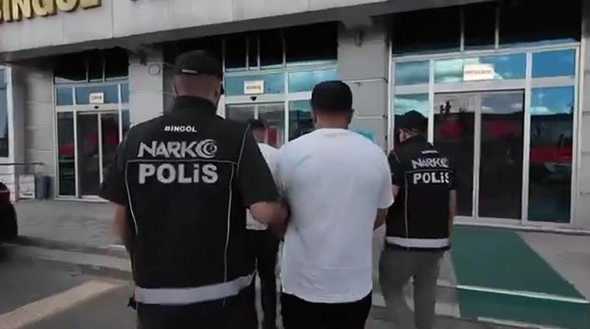Bingöl'de uyuşturucu operasyonunda 2 tutuklama