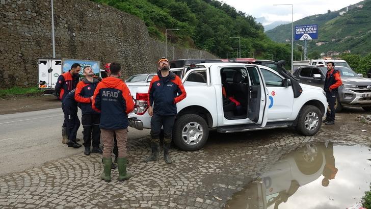 Trabzon'daki sel sonrası tablo gün ağarınca ortaya çıktı! Kayıp bir kişi aranıyor G1
