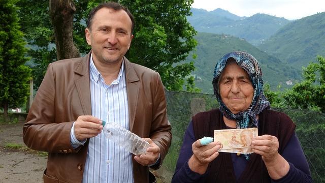 Toplayıp getirene para veriyor! 'Mahallede yoğun şekilde görülüyor' Bugüne kadar 260 tane geldi