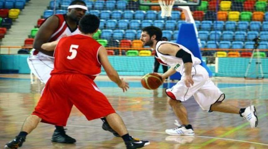 İT&Uuml; ders verdi 85-87