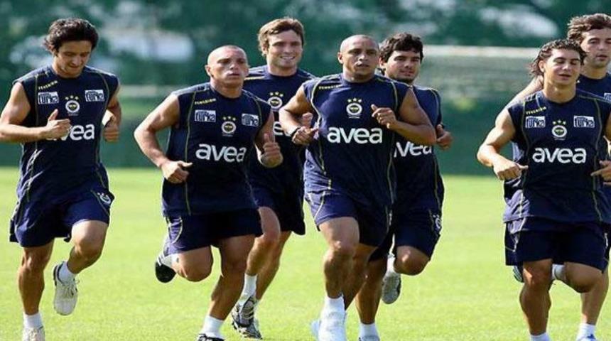 Alex yine salonda &ccedil;alıştı