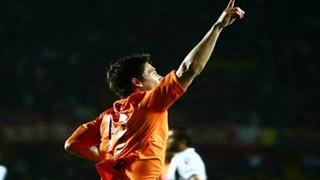 Kewell sahaya, Elano yedeğe!