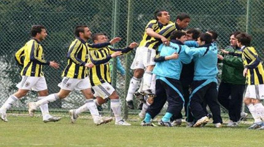 PAF derbisinde F.Bah&ccedil;e galip