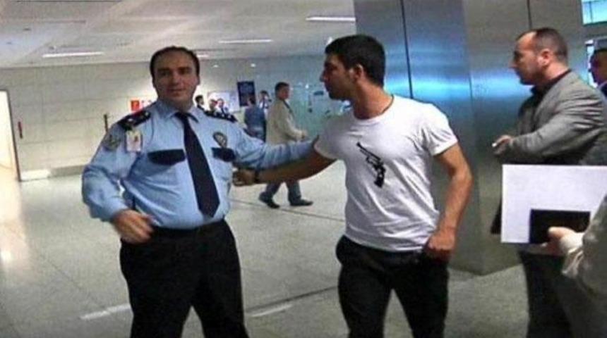 Arda'nın tiş&ouml;rt&uuml;ne tepki!