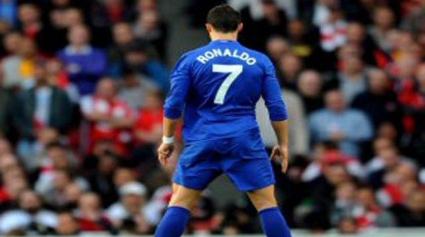 İlk finalist Kırmızı-Şeytanlar(VİDEO)