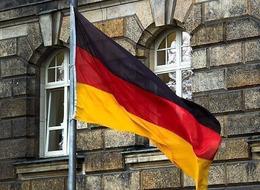 Almanya, şirketler için milyarlarca avroluk vergi indirimini onayladı