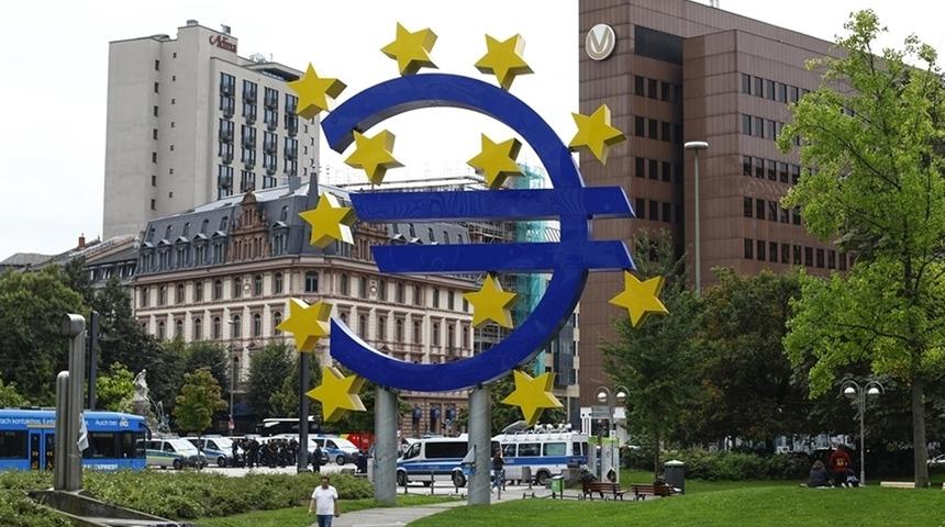 Avro Bölgesi'nde PMI mayısta 50,2'ye geriledi