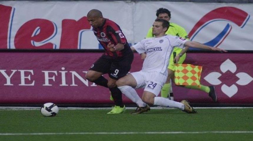 Alkaralar rahat kazandı: 3-1