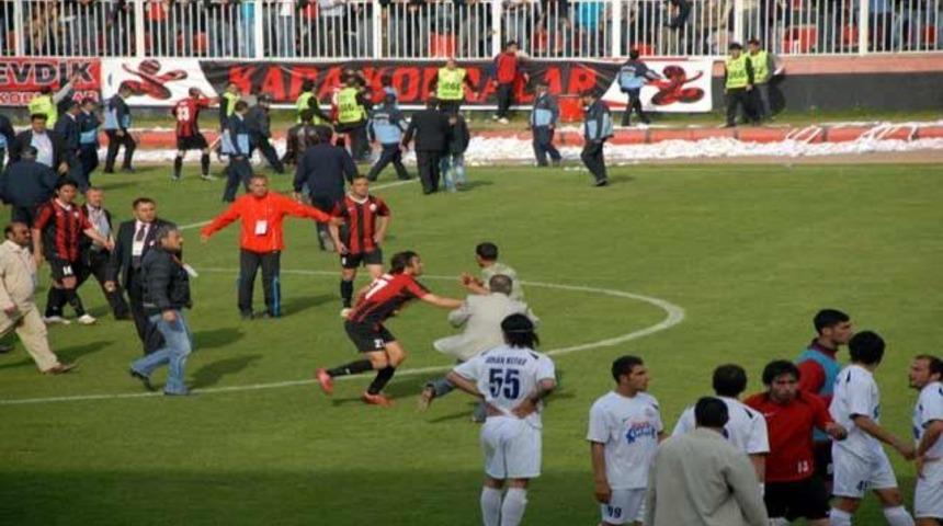 Ma&ccedil; değil savaş! (VİDEO)