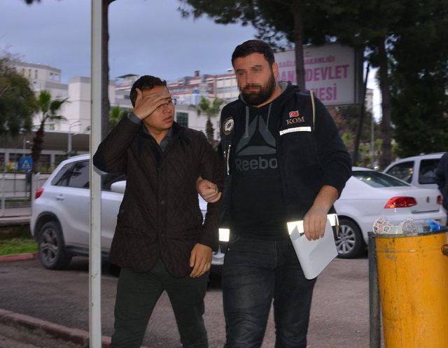 Adana'da FETÖ operasyonu: 21 gözaltı