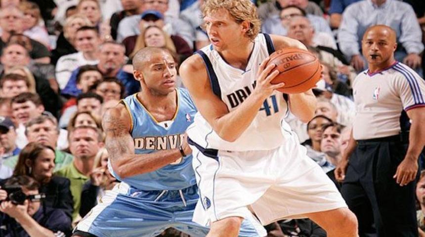 Nowitzki seriyi uzattı: 119-117