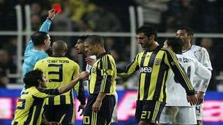 Kartlar havada uçuyor!