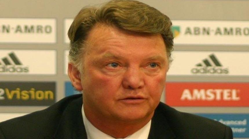 Bayern M&uuml;nih, Van Gaal ile anlaştı