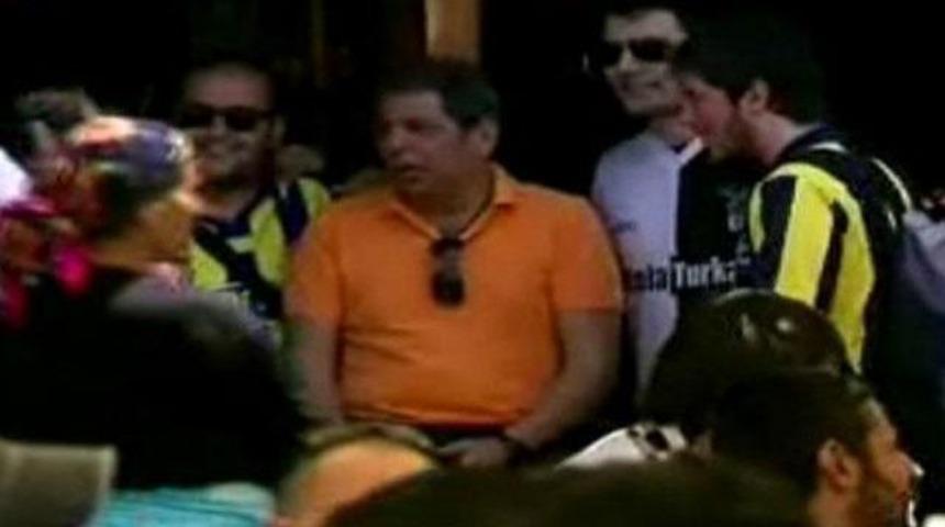 Taraftardan Toroğlu'na protesto