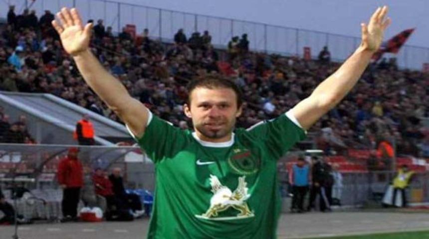 G&ouml;kdeniz Kartal oluyor