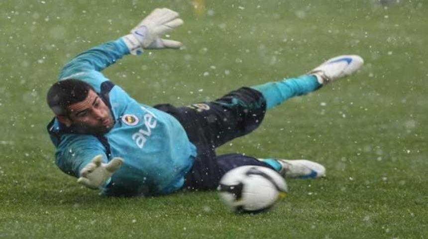 Volkan Milan'ın takibinde