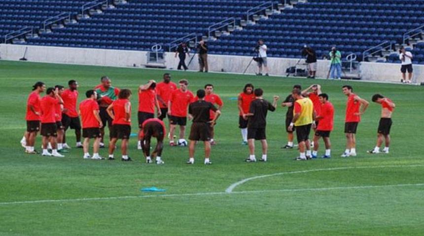 Barca'da yıldızlara para cezası