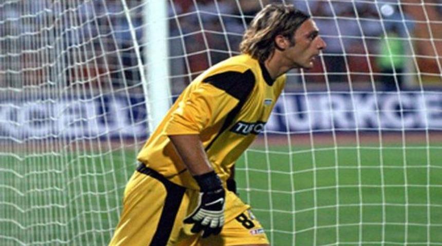 R&uuml;şt&uuml;'den Hakan'a jest