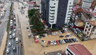 Trabzon'daki selde kaybolan şahsın eşofmanları bulundu