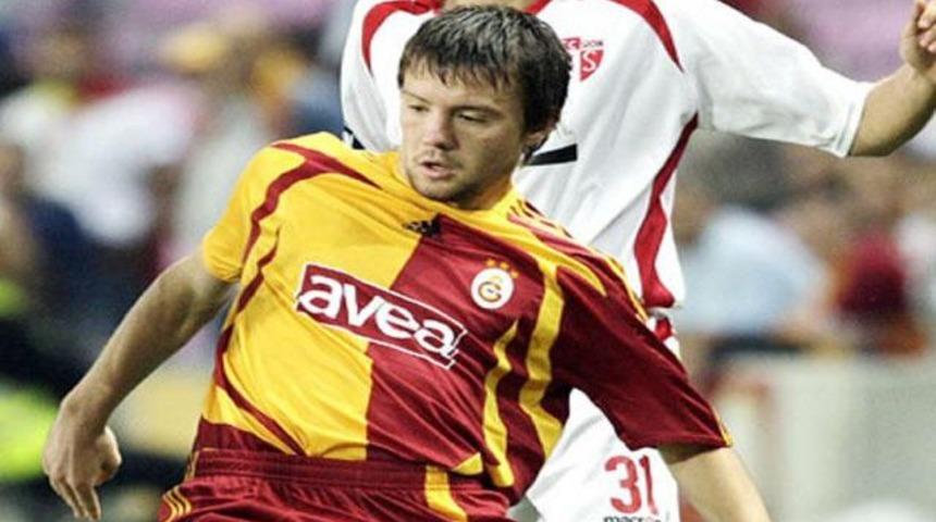 466 g&uuml;n sonra sahada