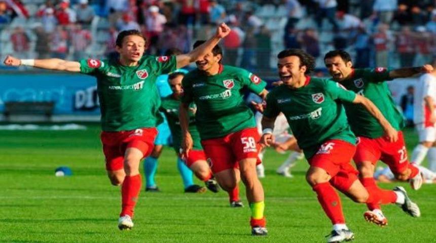 Karşıyaka'ya S&uuml;per Lig m&uuml;jdesi!