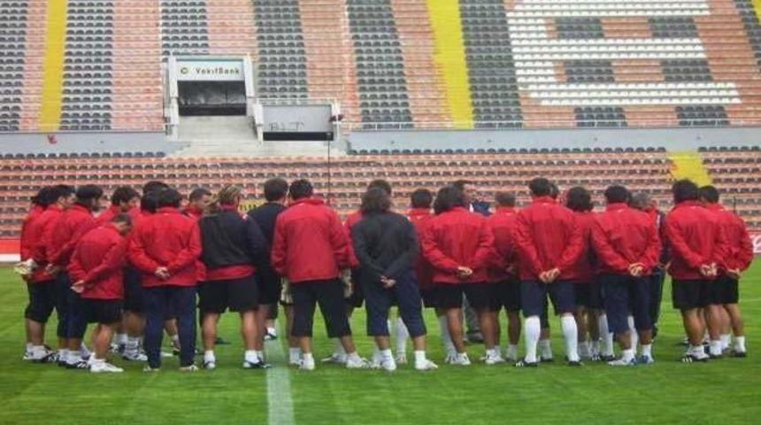 Eskişehirspor'da b&uuml;y&uuml;k kriz!