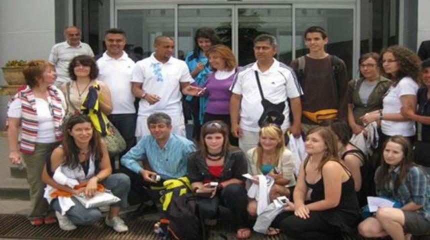 Macar &ouml;ğrenciler F.Bah&ccedil;e idmanında