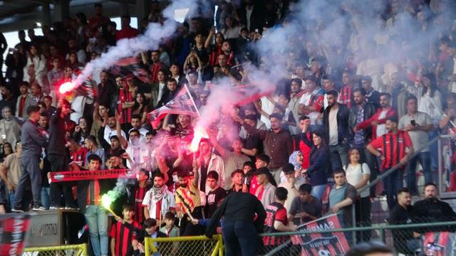 Vanspor FK'nın şampiyonluğu coşkuyla kutlandı