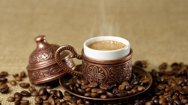 Dibek kahvesinin faydaları nelerdir, neye iyi gelir? Dibek kahvesi kilo aldırır mı?
